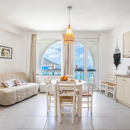 Mimis & Connie 1 Apartment Karpathos Town  Exterior photo
