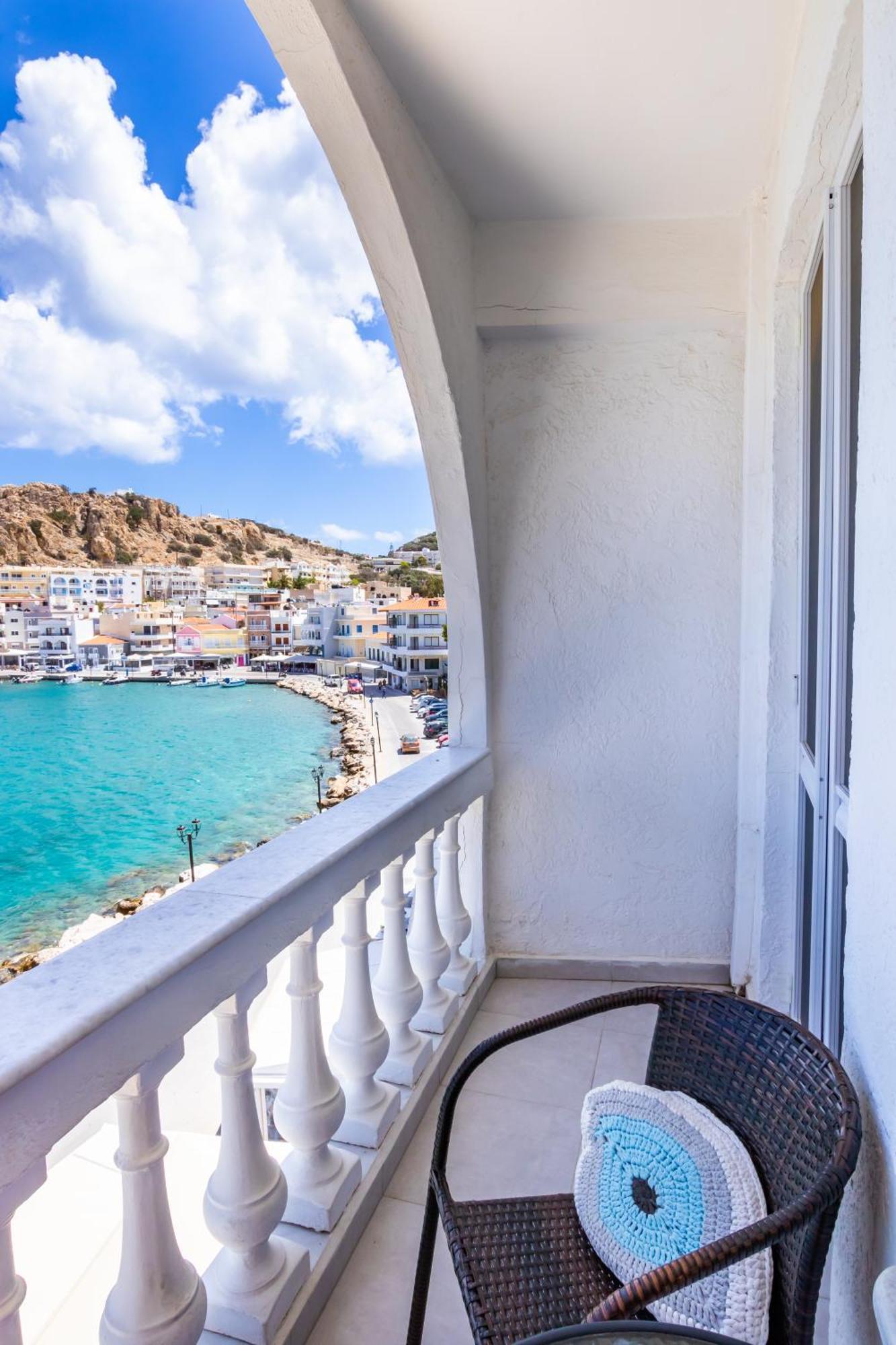 Mimis & Connie 1 Apartment Karpathos Town  Exterior photo